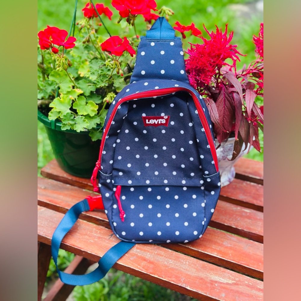 NWOT Levi’s Navy Blue White Polka Dots Sling Backpack Crossbody Purse